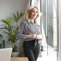 Ai fost dat afară de la muncă? Ce salariu compensatoriu ar trebui să primești? Pe câte luni? - Foto: Freepik