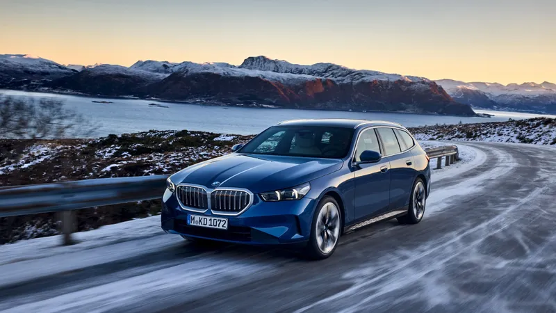 Povestea românului din Câmpulung Moldovenesc ajuns la 34 de ani șeful motoarelor pentru BMW Seria 5 - Foto: BMW
