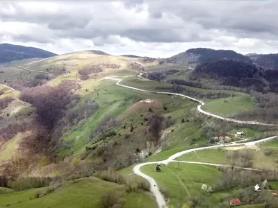 Cel mai scump drum judeţean din România, 73 milioane €, trebuie refăcut. Nu s-a respectat un aviz - Foto: itinerant.ro