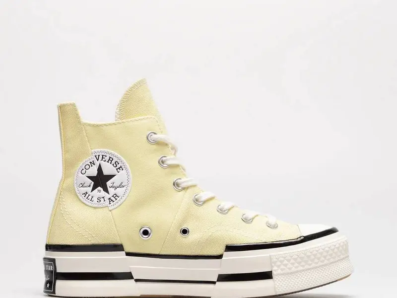 Tenișii legendari marca Converse sunt un evergreen al streetwear-ului. - Foto: Converse