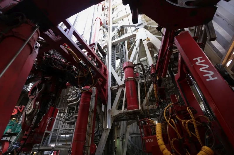 Imagine din interiorul tehnic al platformei de foraj marin gazeifer Transocean Barents - Foto: INQUAM PHOTOS/George Călin