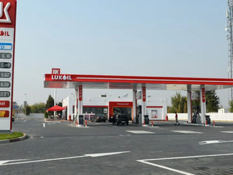 Lista firmelor cu acționariat rusesc din România. Lukoil, profit 30 milioane €, Alro - 60 milioane € / economica