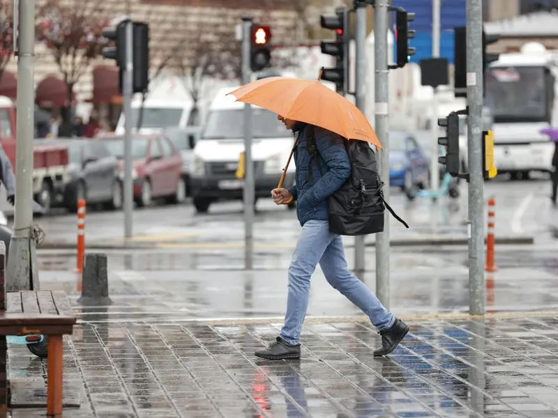 METEO Este cod galben de averse torențiale, descărcări electrice, vânt și grindină, în județul Iași - Foto: Pexels/Faruk Yıldız (Imagine cu caracter ilustrativ)