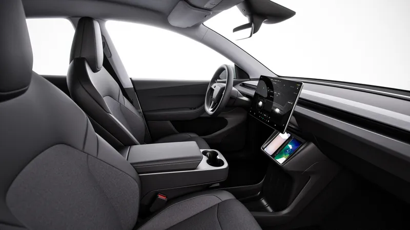 Tesla Model Y Standard - Foto: Tesla