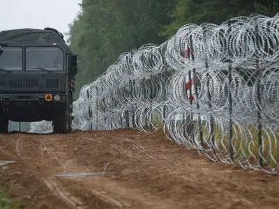 Gard ridicat la frontiera cu Belarus. / Foto: bbc.com