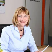 Germanii care vor să se vaccineze devin din ce în ce mai agresivi, arată Anke Richter-Scheer/FOTO: Facebook/Praxis Anke Richter-Scheer