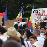 Protest anti-COVID în Piața Victoriei/FOTO: Inquam Photos/Sabin Cîrstoveanu