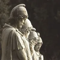 Misterul statuilor de nobili daci de la Roma - Foto: peurmelestrabunilor.wordpress.com