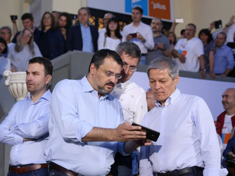 Cristian Ghinea, Dan Barna, Cătălin Drulă și Dacian Cioloș, Foto: Inquam Photos/George Calin