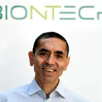 CEO-ul BionNTech, spune că s-ar putea să fie nevoie de noi vaccinuri anti-Covid de anul viitor/FOTO: dw.com