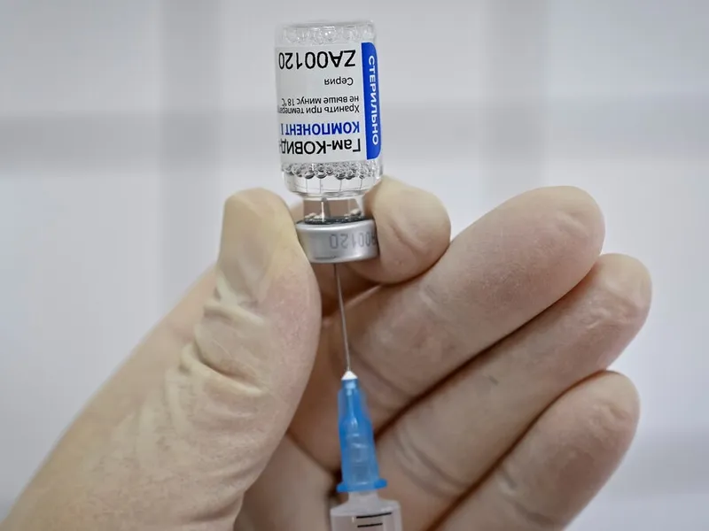 Vaccinul rusesc anti-COVID Sputnik V/FOTO: Reuters