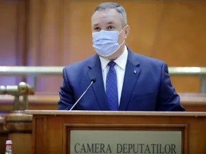 Ciucă merge în Parlament/ FOTO: gov.ro