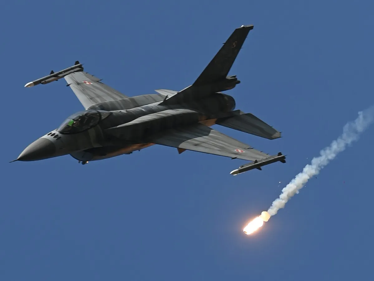 Polonia a ridicat avioane pentru a doborî o rachetă a Rusiei - Foto: Profimedia Images (imagine cu  rol ilustrativ)
