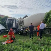 Un șofer de betonieră, strivit de propriul utilaj la Moara Carp. A uitat să asigure vehiculul. / Foto: Info Trafic 24, Facebook