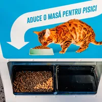 Două dispozitive inteligente pentru hrănirea pisicilor fără stăpân au fost amplasate în București Foto: Facebook/ Nicusor Dan