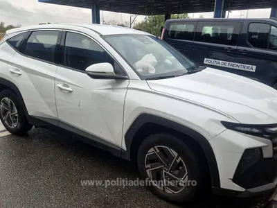 Mașină cautată în Spania, descoperită pe autostradă în România - Foto: Poliția e Frontieră
