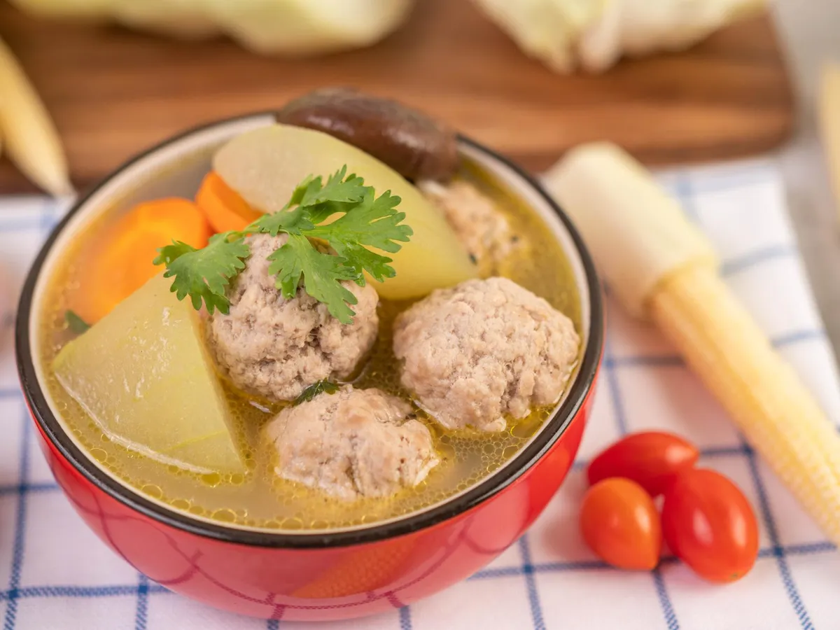 Ciorbă de perișoare - Foto: Freepik (Imagine cu rol ilustrativ)