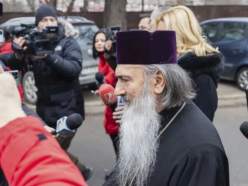 Arhiepiscopul Teodosie va fi judecat pentru trafic de influență! Magistrații au respins contestația: FOTO - INQUAM PHOTOS/Costin Dincă(imagine cu rol ilustrativ)