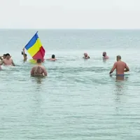 Românii s-au băgat în mare la doar 7 grade Celsius. Test de rezistență în Marea Neagră - Foto: Arhiva / imagine cu rol ilustrativ