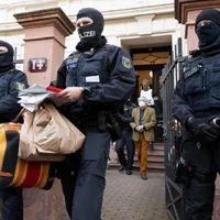 Polițștii au făcut mai multe arestări în Germania, dar și în Austria și Italia, în cazul tentativei de lovitură de stat. Foto: Profimedia Images