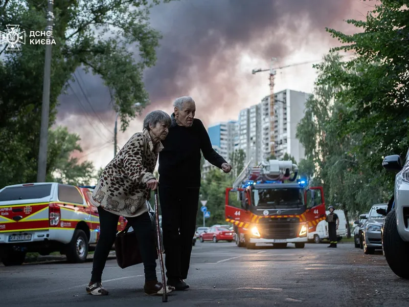 Atac masiv rusesc cu 550 de drone și rachete balistice la Kiev. Capitala Ucrainei, în flăcări - Foto: Facebook/Volodimir Zelenski