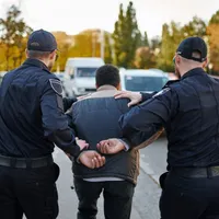 Mită de 10.000 euro pentru un polițist din Brașov. Un șofer a vrut să scape de Drugtest - Foto: Profimedia Images (imagine cu rol ilustrativ)