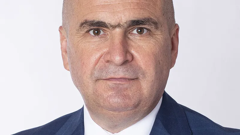 Bolojan: Cei ce apar în Administraţie din afara politicii vin cu entuziasm. E un risc - Foto: CJ Bihor