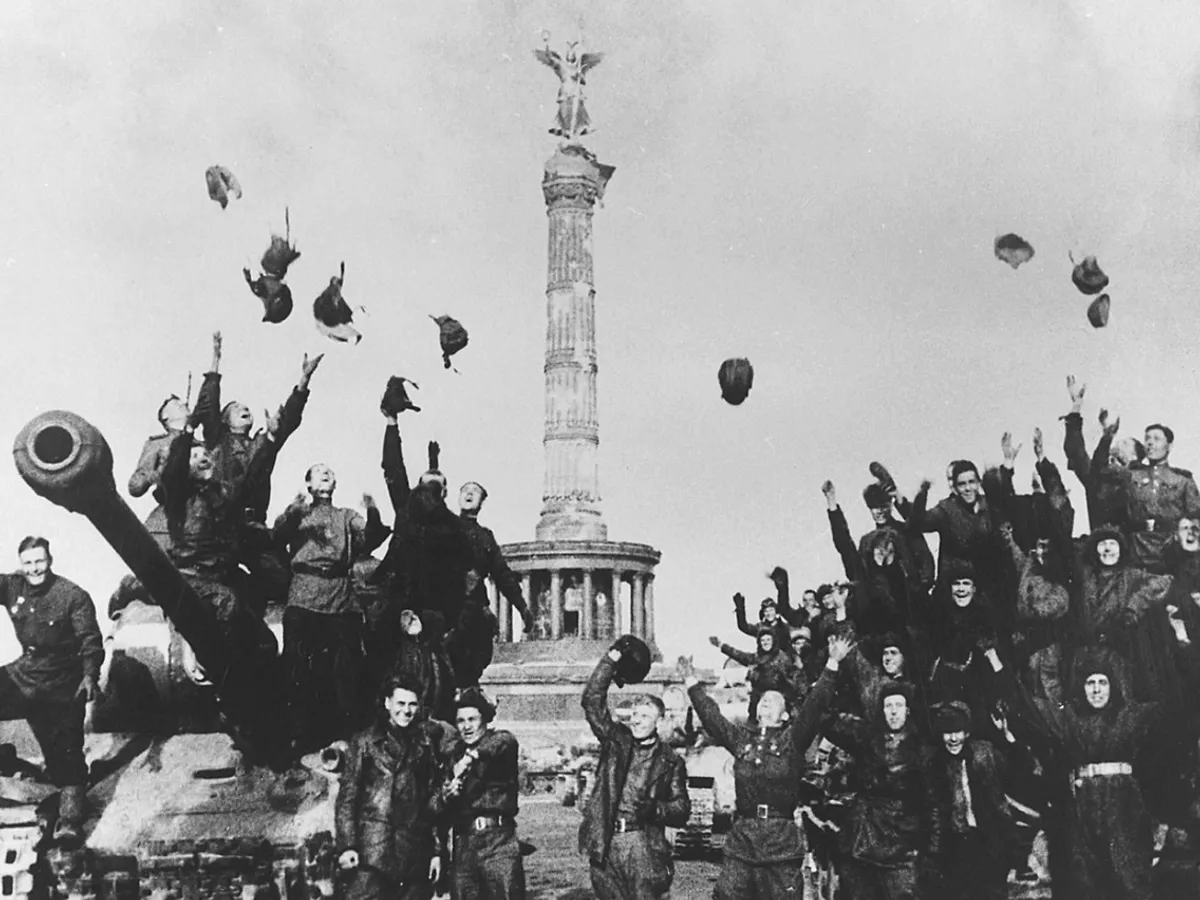 De ce România sărbătorește Ziua Victoriei pe 9 mai, la fel ca Rusia - Foto: Profimedia Images