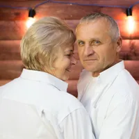 Guvernul are 3 variante pentru reducerea facturii la pensie. Ce pensionari sunt eligibili să ia bani - Foto: Freepik