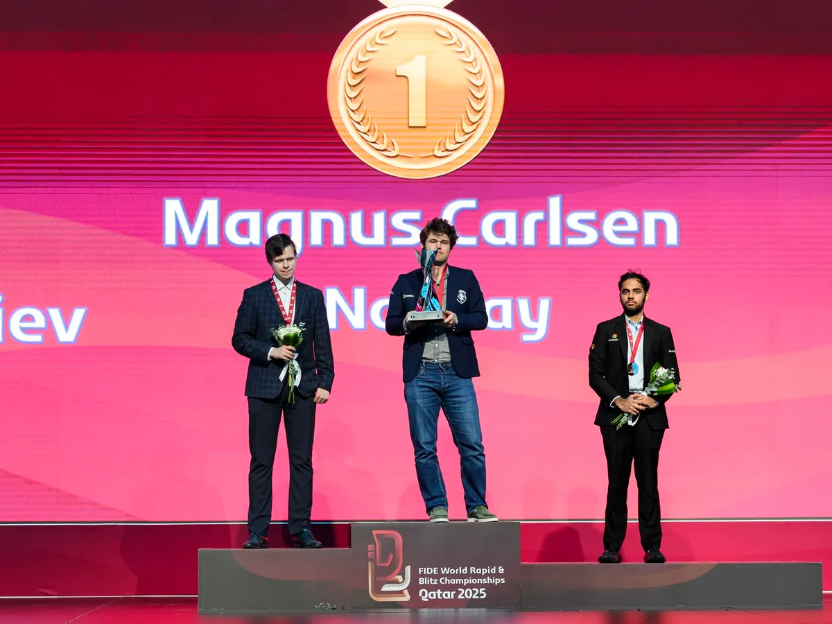 Magnus Carlsen, pentru a 20-a oară campion mondial la șah. Norvegianul are doar 35 de ani