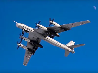 Rusia atacă aerodromuri în Ucraina cu bombe cu dispersie. F-16, păstrate în România și Polonia? - Foto: Profimedia Images (imagine cu caracter ilustrativ)