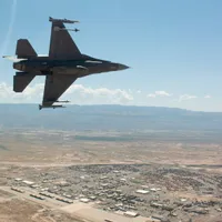 Dogfight cu avioane F-16 si F-18 deasupta României. Ce țări s-au confruntat și cine a câștigat  Foto: profimediaimages.ro