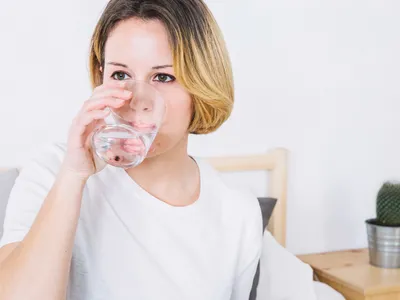 După cât timp este sigur să bei apa stătută într-un pahar? Pierde conținutul de oxigen și își modifică PH-ul - Foto: Freepik (Imagine cu rol ilustrativ)