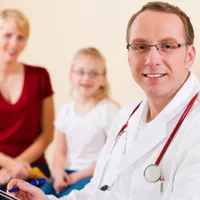Medicii din spitale publice, contracte CNAS doar în sistemul public. Anunțul Ministrului Sănătății - Foto: Profimedia images