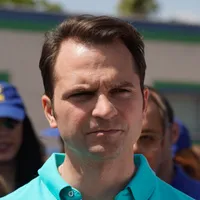 Burduja a semnat contractul de finanţare pentru alimentarea cu gaz a Centralei Mintia: „Un pas mare” - Foto: INQUAM Photos/ Saul Pop