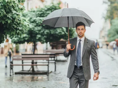 Vreme schimbătoare până la Paște în România. Un nou ciclon aduce ploi, vânt și ninsori la munte - Foto: Freepik (Imagine cu rol ilustrativ)