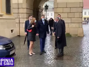 Președintele Iohannis și soția sa, Carmen Iohannis. Sursa: Captură video Opinia de Sibiu