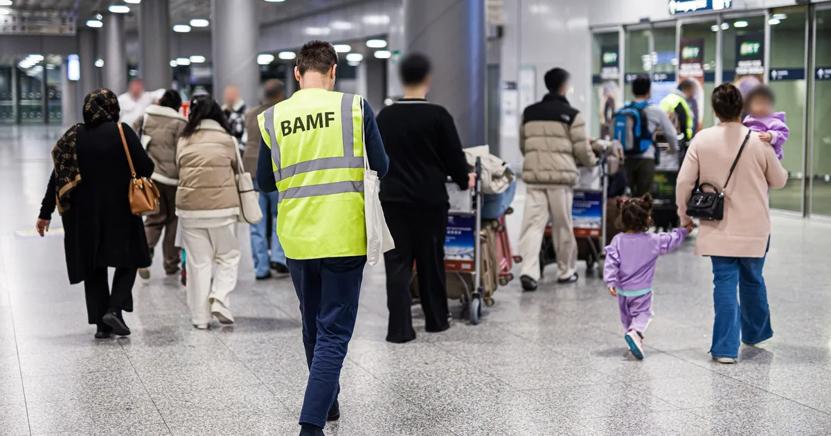 Aeroport din Germania, închis din cauza unor drone neidentificate. Trafic aerian perturbat • Newsweek România
