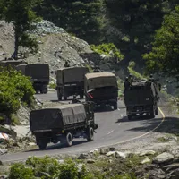 India a desfășurat peste 50.000 de soldați suplimentar către granița cu China/Foto: The Guardian