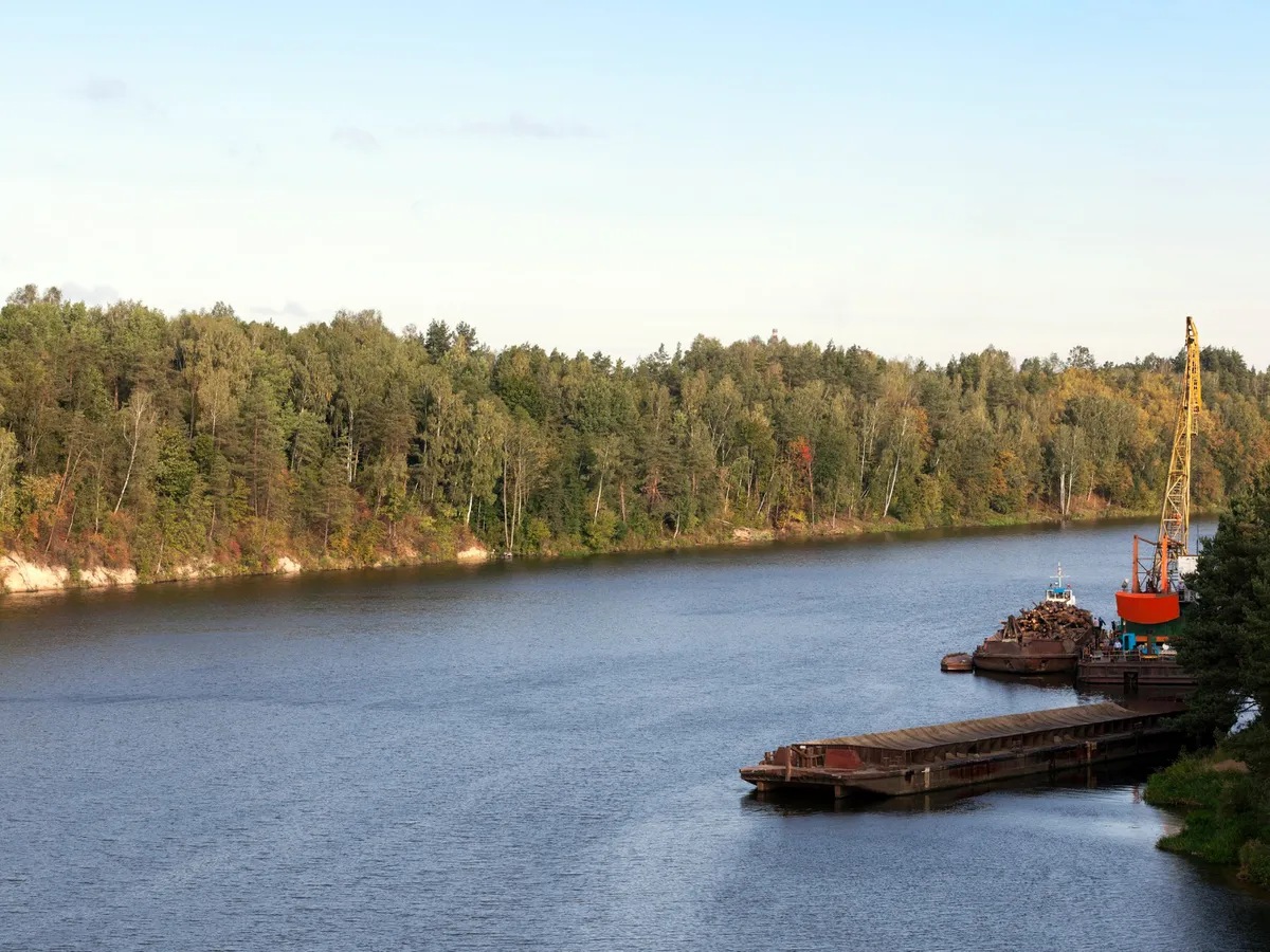 Mic port fluvial - Foto: Freepik (rol ilustrativ)