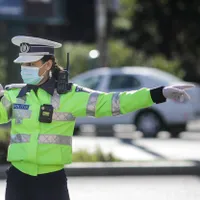 Un bărbat a fost condamnat la trei ani și șase luni de închisoare. Conducea zilnic fără permis - FOTO: Profimedia