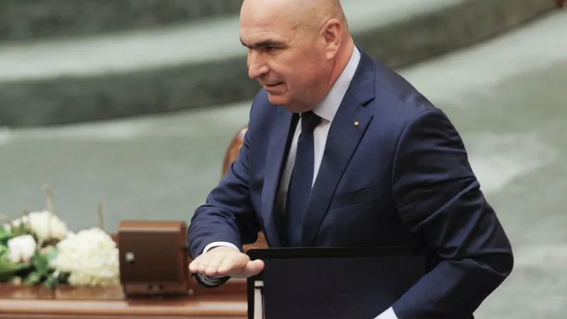 Guvernul Bolojan îşi asumă răspunderea în Parlament - Foto: INQUAM PHOTOS/Bogdan Buda
