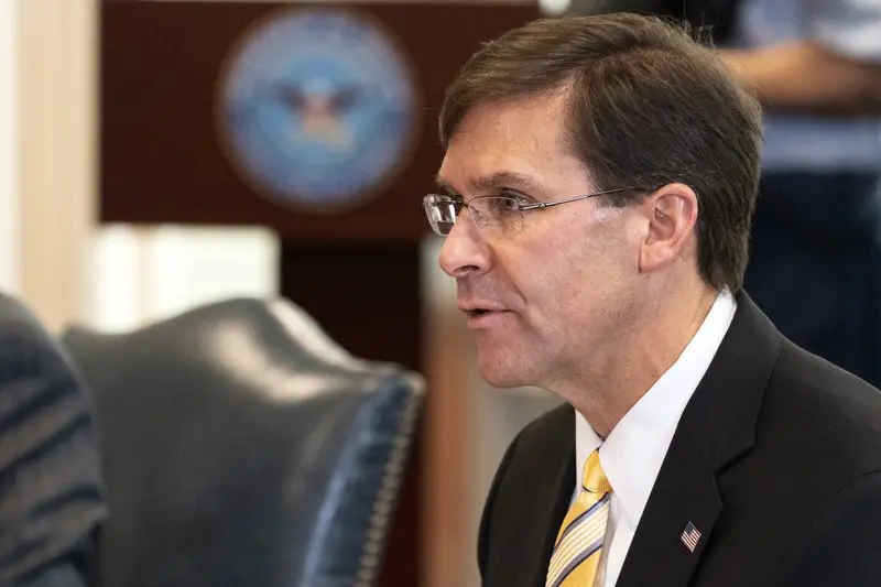 Fostul secretar american al Apărării Mark Esper este de părere că Statele Unite ar trebui să desfăşoare mai multe trupe în zona Mării Negre. / Foto: apnews.com