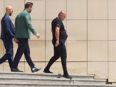 Fraţii Tate, plecând de la Curtea de Apel Bucureşti - Foto: Profimedia Images