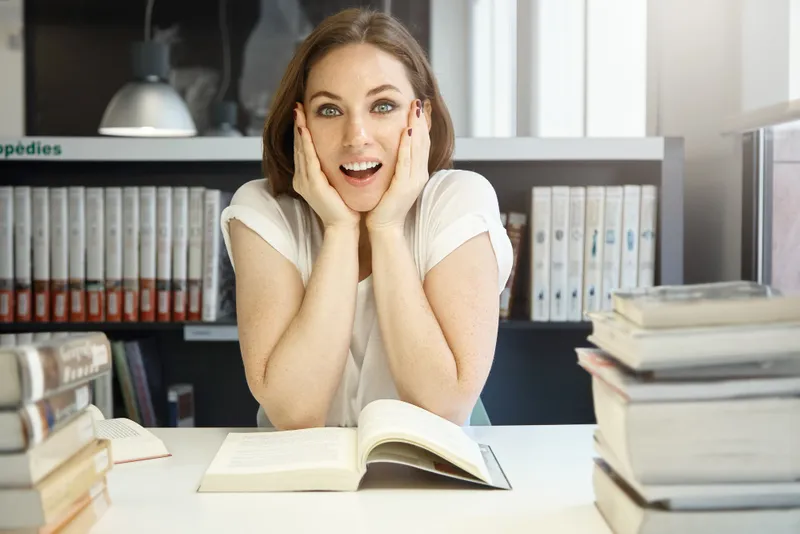 Studentă - Foto: Freepik