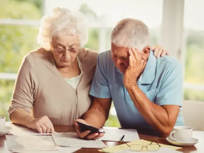 Caz revoltător. Pensionar cu 1.230 lei pensie după aproape 30 ani contributivi. De ce nu e un caz singular?