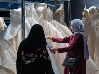 90 de milioane de lei, târgurile externe din 2021, inclusiv Târgul de mirese de la Abu Dhabi Foto:  Thebrideshow.com