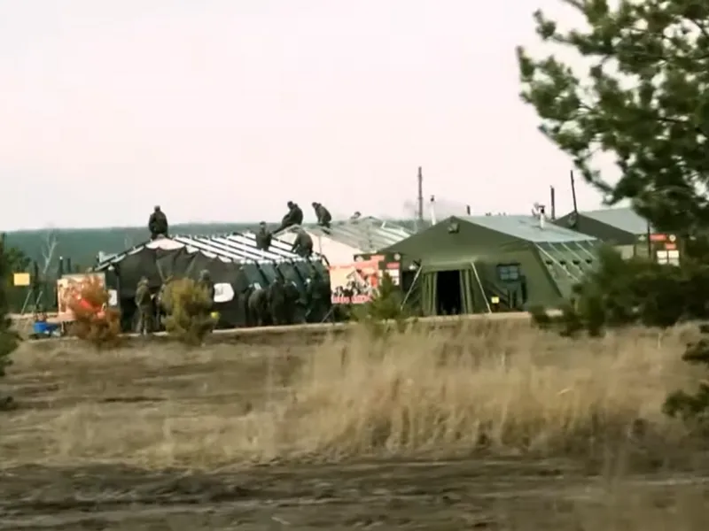 Rusia a mutat două armate și trei unități aeropurtate la frontiera de vest ca răspuns la acțiunile NATO  Foto: captură Youtube VOA