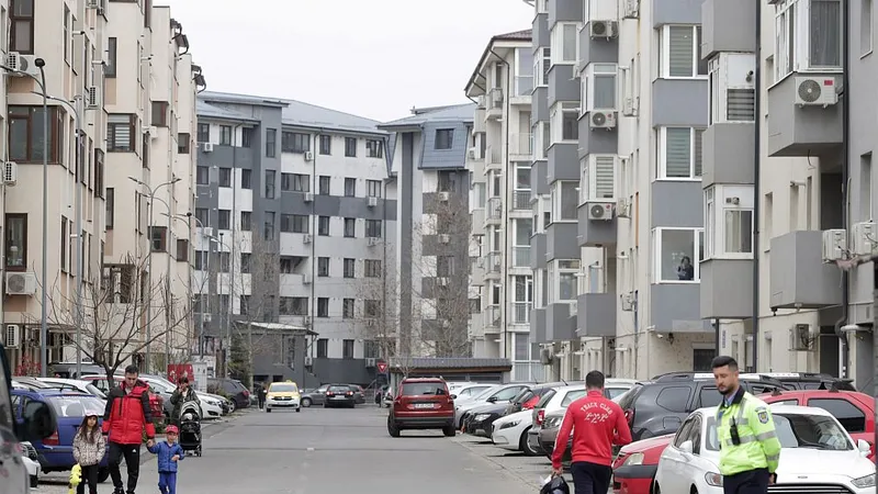 Cifra record a tranzacţiilor imobiliare. Câte apartamente s-au vândut în luna iulie. Care e situaţia - Foto: INQUAM PHOTOS/Malina Norocea