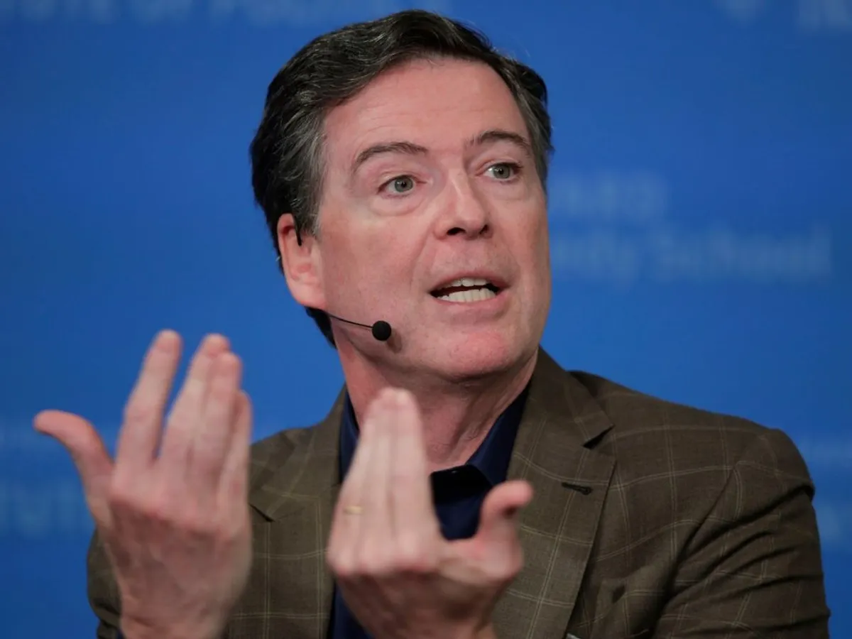 Fostul director al FBI James Comey, ţinta lui Donald Trump, este pus din nou sub acuzare